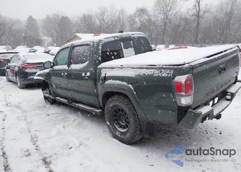 2021 Toyota Tacoma Trd Sport z USA, uszkodzony, nr VIN 3TMCZ5AN2MM415527